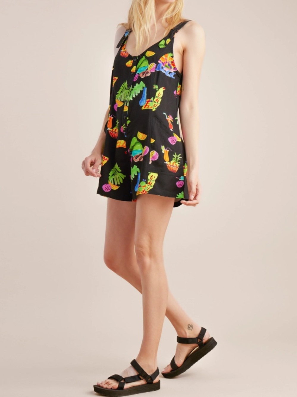 NWT ROARK Sundaze Romper in Black Print Sz S Resortwear Tropical Vacation Summer